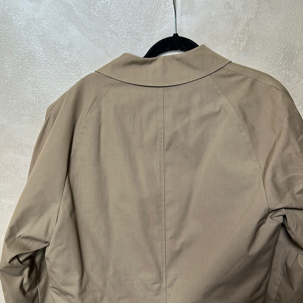 Vintage London Fog Men's Tan Trench Coat with faux fur lining - Picture 7 of 10